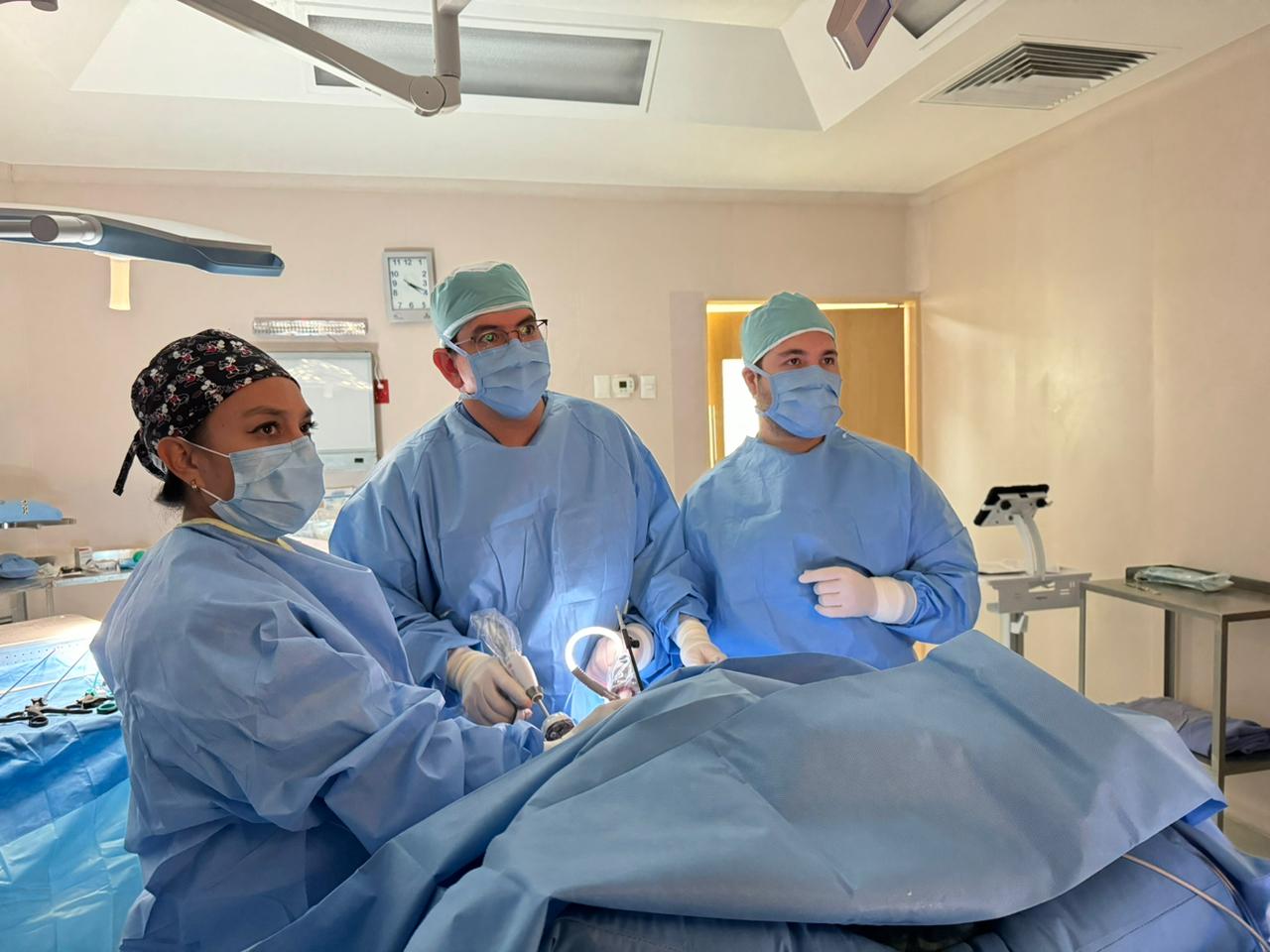 Equipo integral de cirugia bariatrica en queretaro bypass